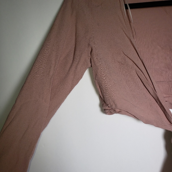 Cotton Candy LA Blush Pink Tie Crop Top - Picture 6 of 9